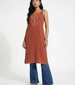 Yoke design gotta patti crinkled straight kurta