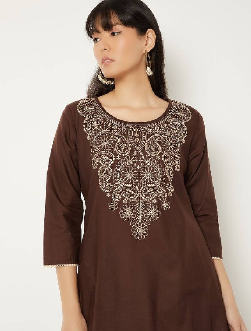Women yoke design flared sleeves chikankari kurta
