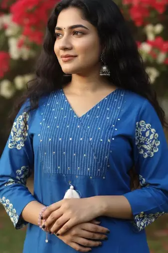 Women sequinned block print kurta