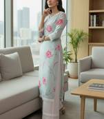 Women floral printed floral kurta