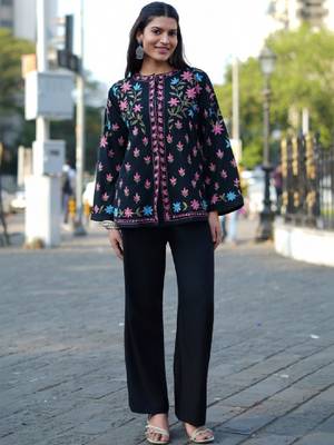 Black floral embroidered notch neck thread work straight cotton kurta 1