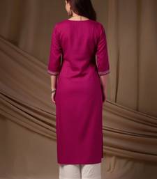 Women ethnic motifs embroidered kurta