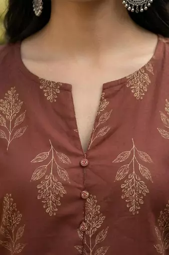 Women ethnic motifs printed kurta
