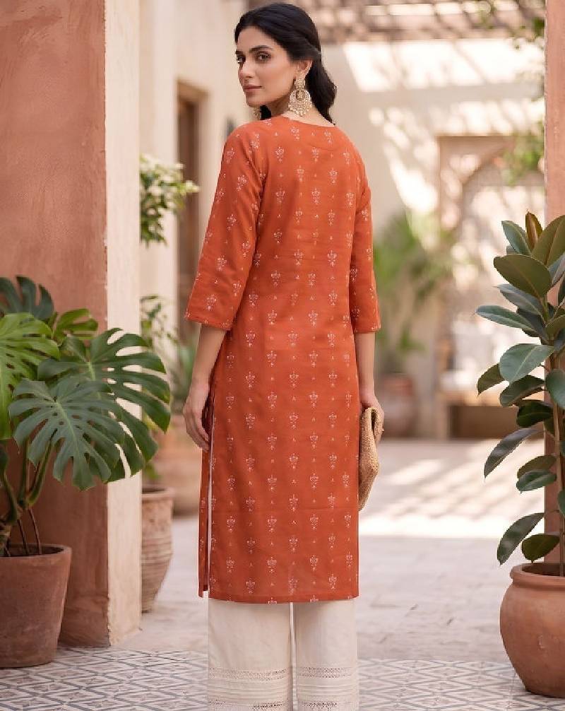 Women ethnic motifs printed kurta