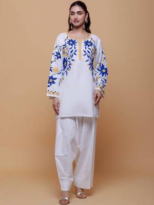Women white floral embroidered thread work jacquard cotton kurta 3