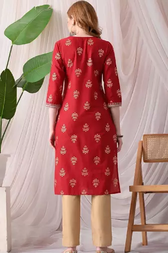 Women ethnic motifs printed thread work kurta