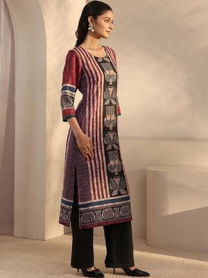 Women maroon striped printed straight kurta 2