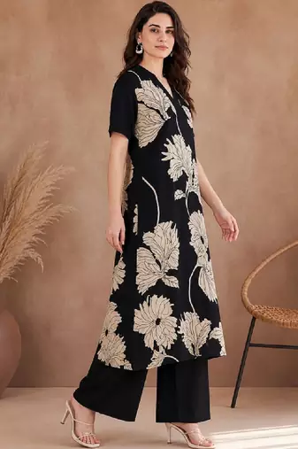 Women floral printed floral kurta