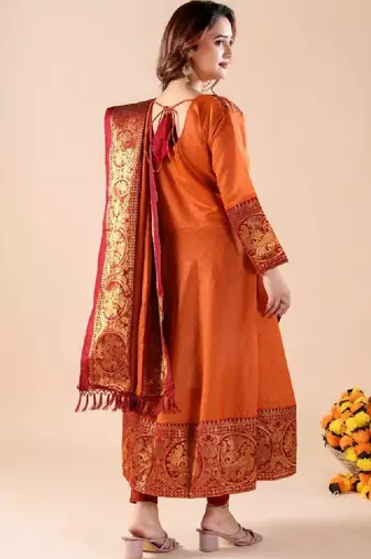 Women ethnic motifs thread work jacquard anarkali kurta