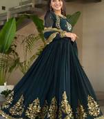 Women embellished georgette anarkali kurta