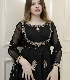 Women embellished grandeur & majestic artwork georgette anarkali kurta