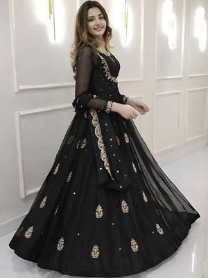 Women embellished grandeur & majestic artwork georgette anarkali kurta 1