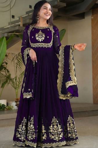 Women embellished grandeur & majestic artwork georgette anarkali kurta