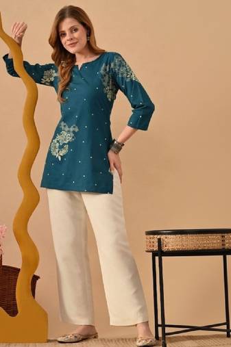 Women floral printed kurta
