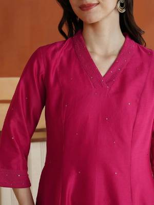 Women embellished sequinned kurta 3