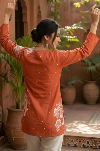 Short kurta printed