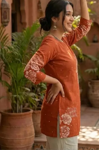 Short kurta printed