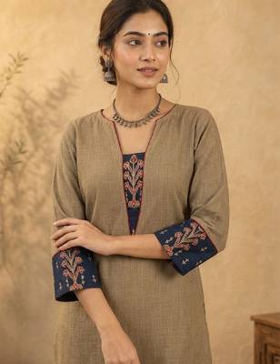 Women thread work kurta 2