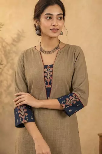 Women thread work kurta