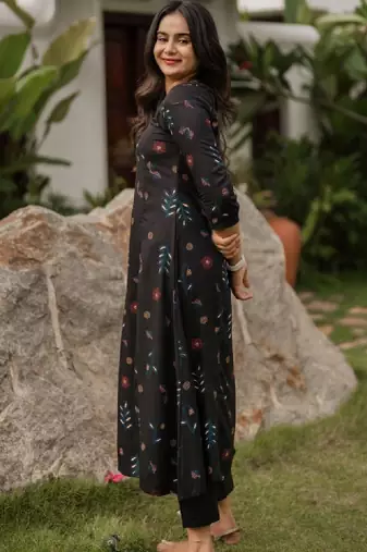 Women floral printed kurta