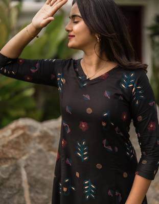 Women floral printed kurta 2