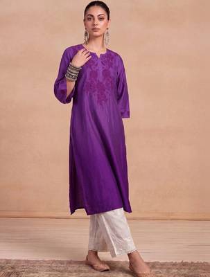 Women ethnic motifs embroidered thread work chanderi silk kurta 2