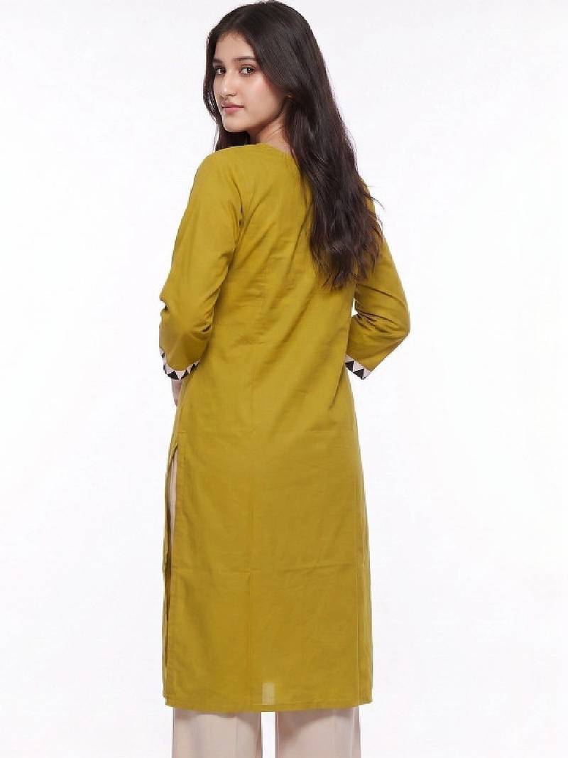 Women ethnic motifs printed mirror work kurta