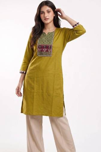 Women ethnic motifs printed mirror work kurta