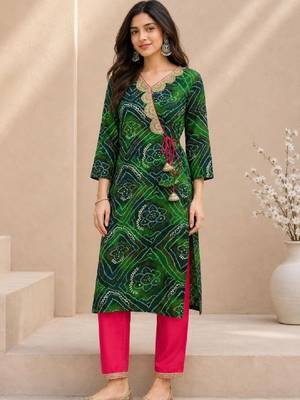 Women bandhani printed gotta patti kurta 2