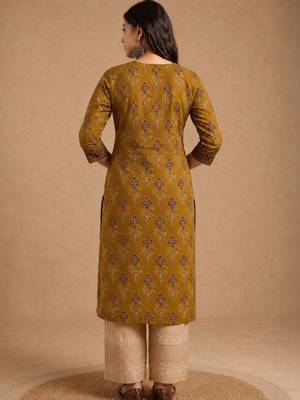 Women ethnic motifs printed indie prints kurta 2