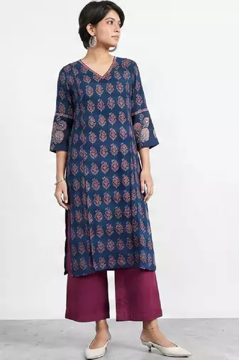 Women ethnic motifs printed indie prints kurta