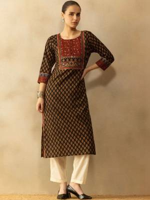 Women ethnic motifs printed mirror work indie prints kurta 1