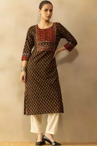 Women ethnic motifs printed mirror work indie prints kurta