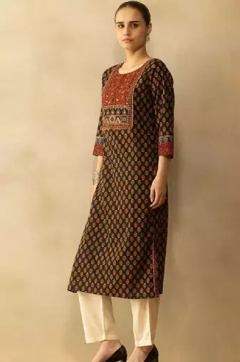 Women ethnic motifs printed mirror work indie prints kurta