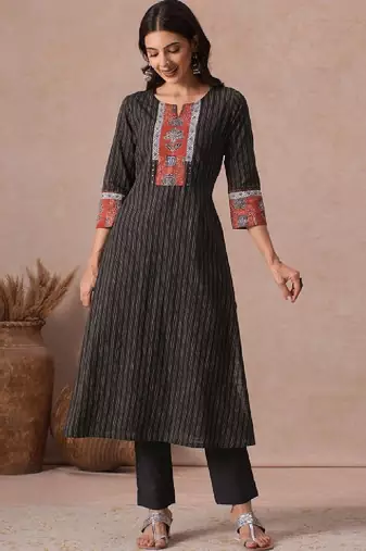 Women printed kurta