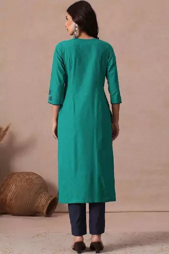 Women embroidered thread work kurta