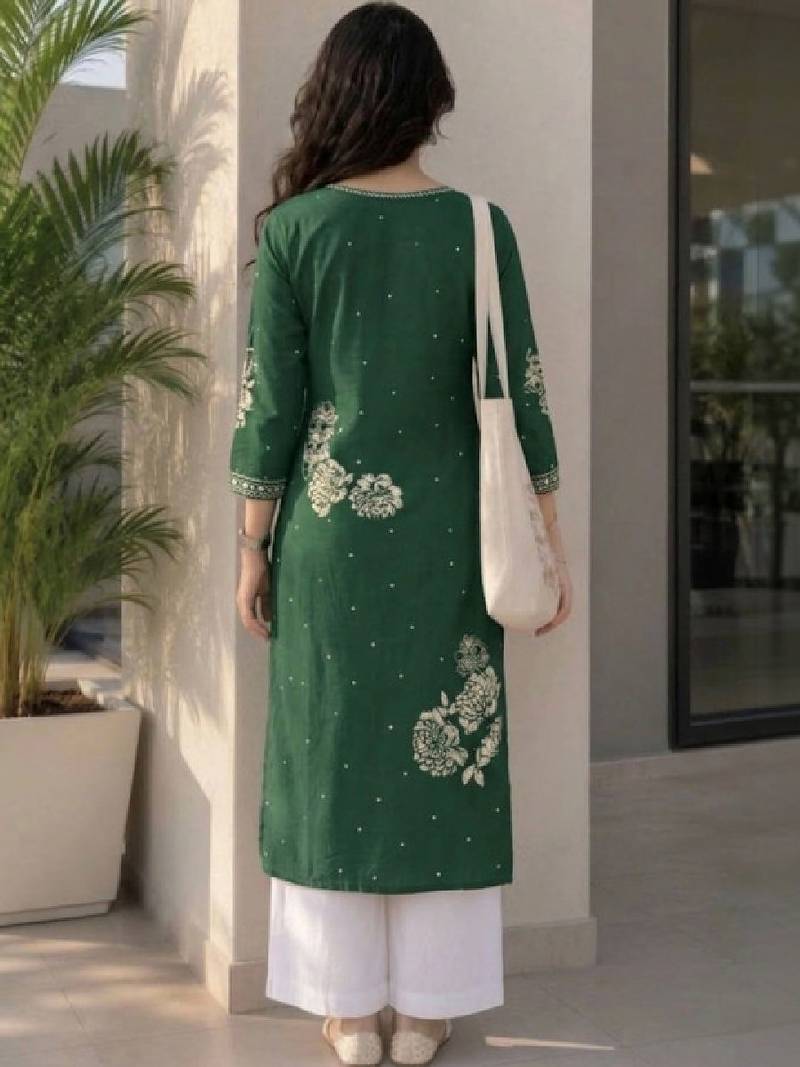 Women floral embroidered thread work floral kurta
