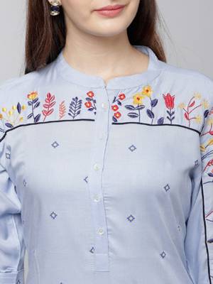 Women blue embroidered straight republic day republic day kurta 2