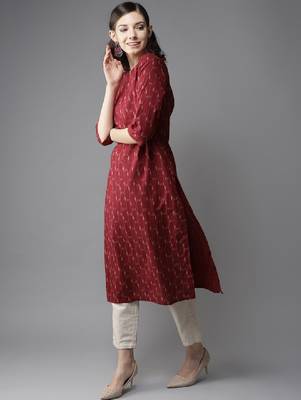 Women maroon & off-white printed straight kurta 3