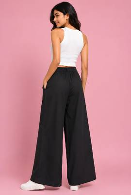 Black cotton pleated wide-leg trousers for women 4