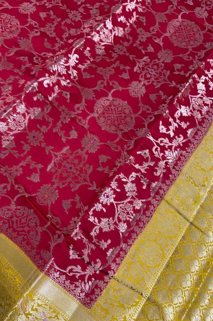 maroon & mustard contrast colour floral zari jaal chiniya silk blend banarasi saree