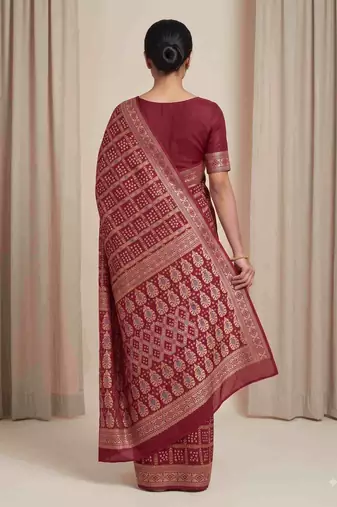 maroon bandhani work bandhej banarasi saree