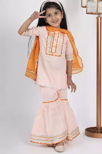 Peach solid & embroidered cotton kurta set & kurta pyjama brother sister matching combo