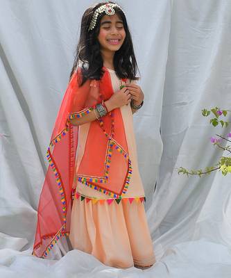 Peach embroidered cotton sharara set & kurta pyjama brother sister matching combo 2