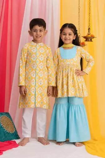 Yellow printed cotton poly kurta set & kurta pyjama brother sister matching combo