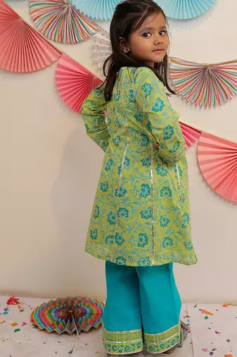 Green printed cotton kurta set & kurta pyjama brother sister matching combo