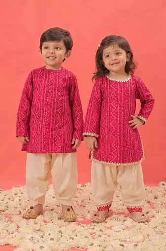 Pink printed rayon kurta patiala set & kurta pyjama brother sister matching combo