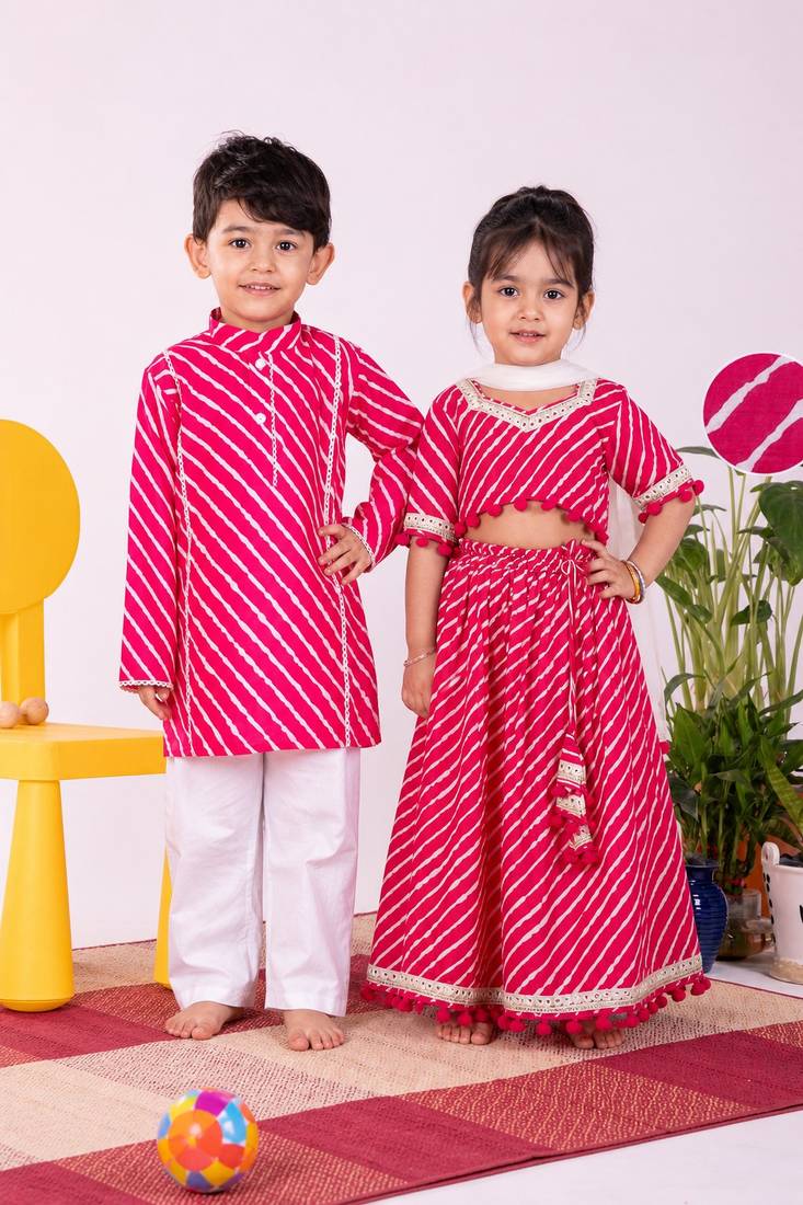 Pink & white leheriya & printed cotton lehenga choli & kurta pyjama brother sister matching combo