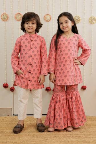 Peach pink printed cotton gharara set & kurta pyjama brother sister matching combo