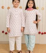 Off white printed cotton kurta salwar set & kurta pyjama brother sister matching combo